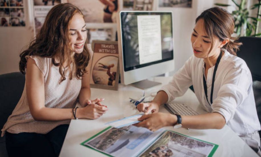 How to Become a Travel Agent